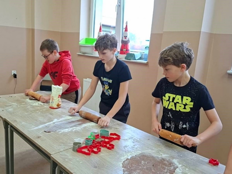 594415557_1406423361271640_6712275793883009611_n