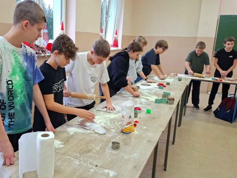 595208012_1406425147938128_1756429357563050495_n (1)