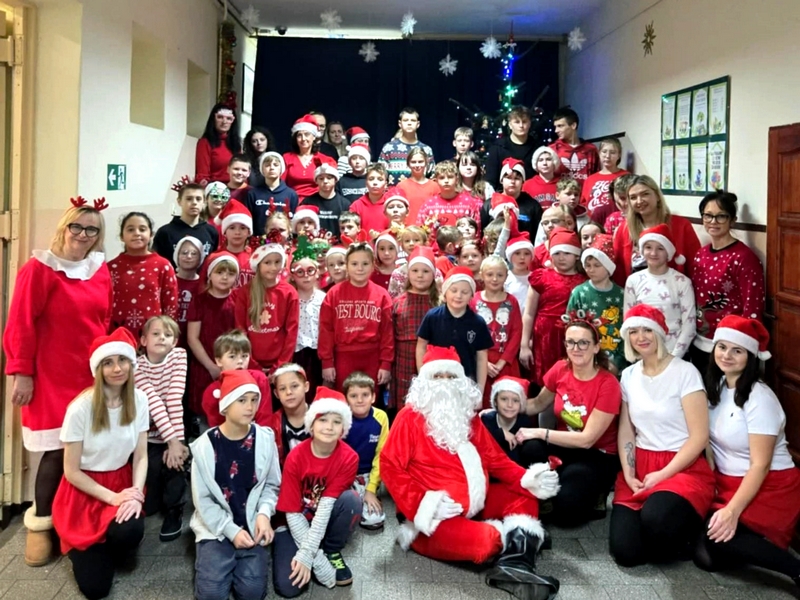 988fb0b0-d2f2-4a70-a347-1ee2496beb3b