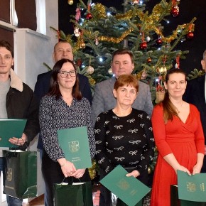 UROCZYSTE PODZIĘKOWANIA DLA SOŁTYSÓW KOŃCZĄCYCH KADENCJĘ