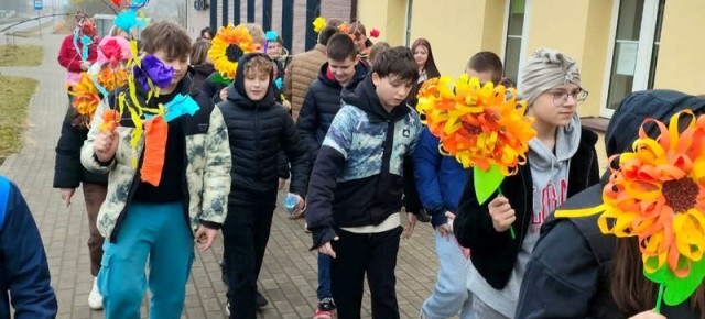 PIERWSZY DZIEŃ WIOSNY W SZKOŁACH