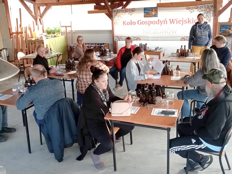 ce4e0779-ba12-40b9-8b0a-9e50d7f745fa