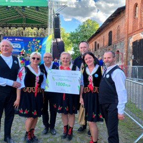 ZESPÓŁ SAMI SWOI Z NAGRODĄ SPECJALNĄ NA FESTIWALU W PRZELEWICACH
