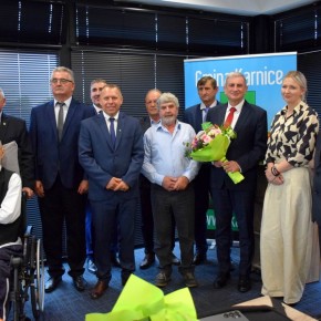 WOTUM ZAUFANIA I ABSOLUTORIUM DLA WÓJTA LECHA PUZDROWSKIEGO
